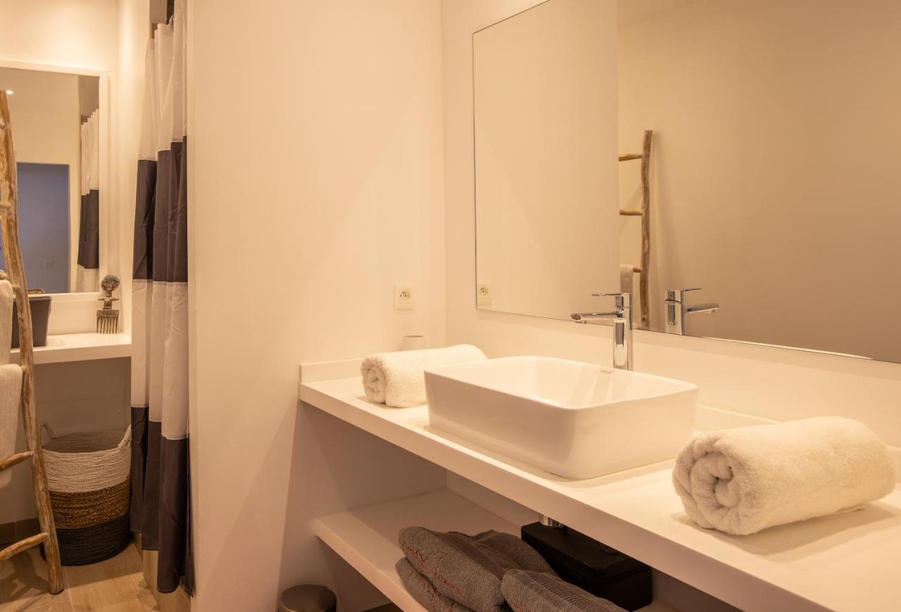 Stunning New Apartment With View Of Orient Bay Quarter of Orleans Экстерьер фото